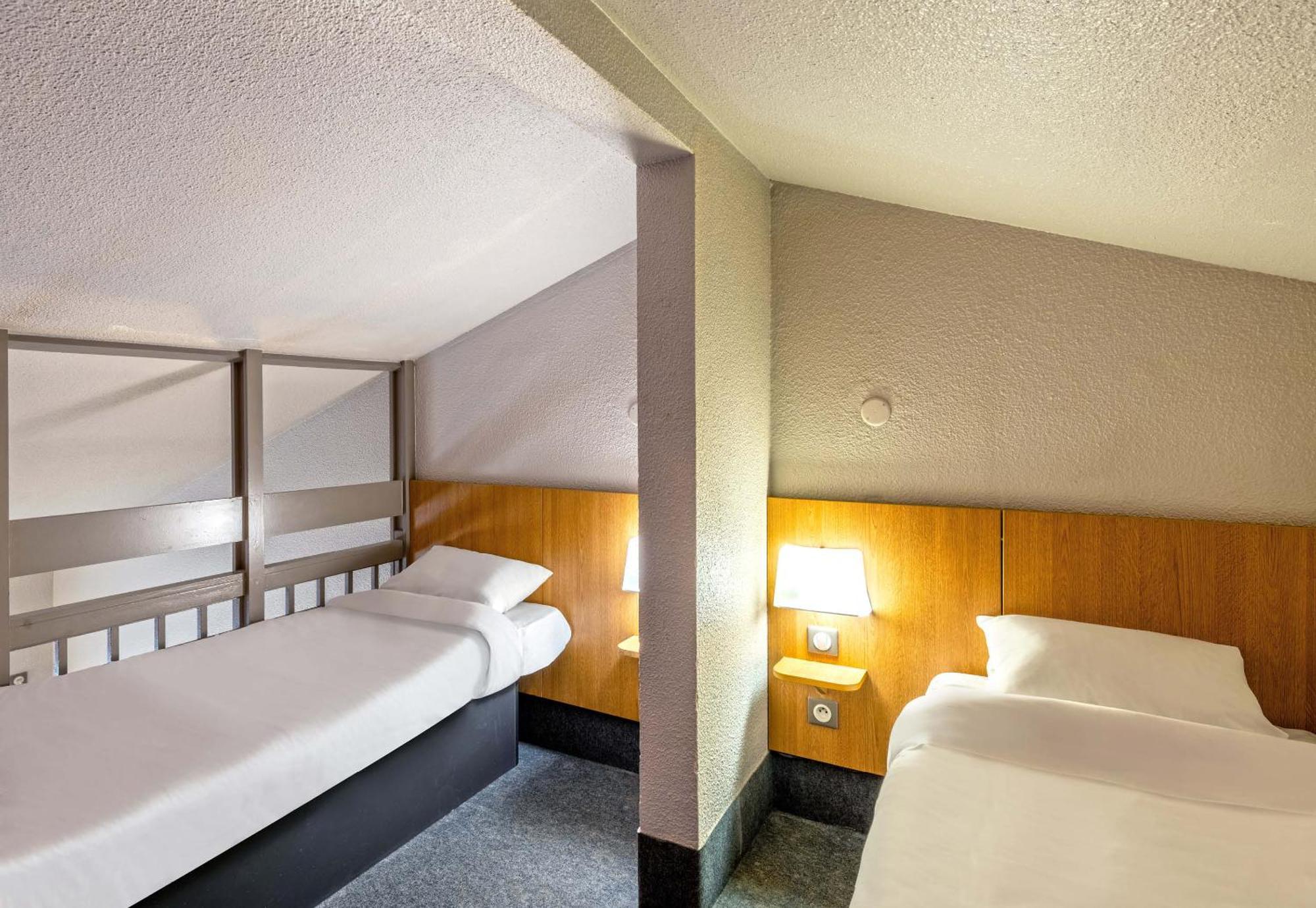 B&B Hotel Brest Kergaradec Aeroport Gouesnou Екстер'єр фото