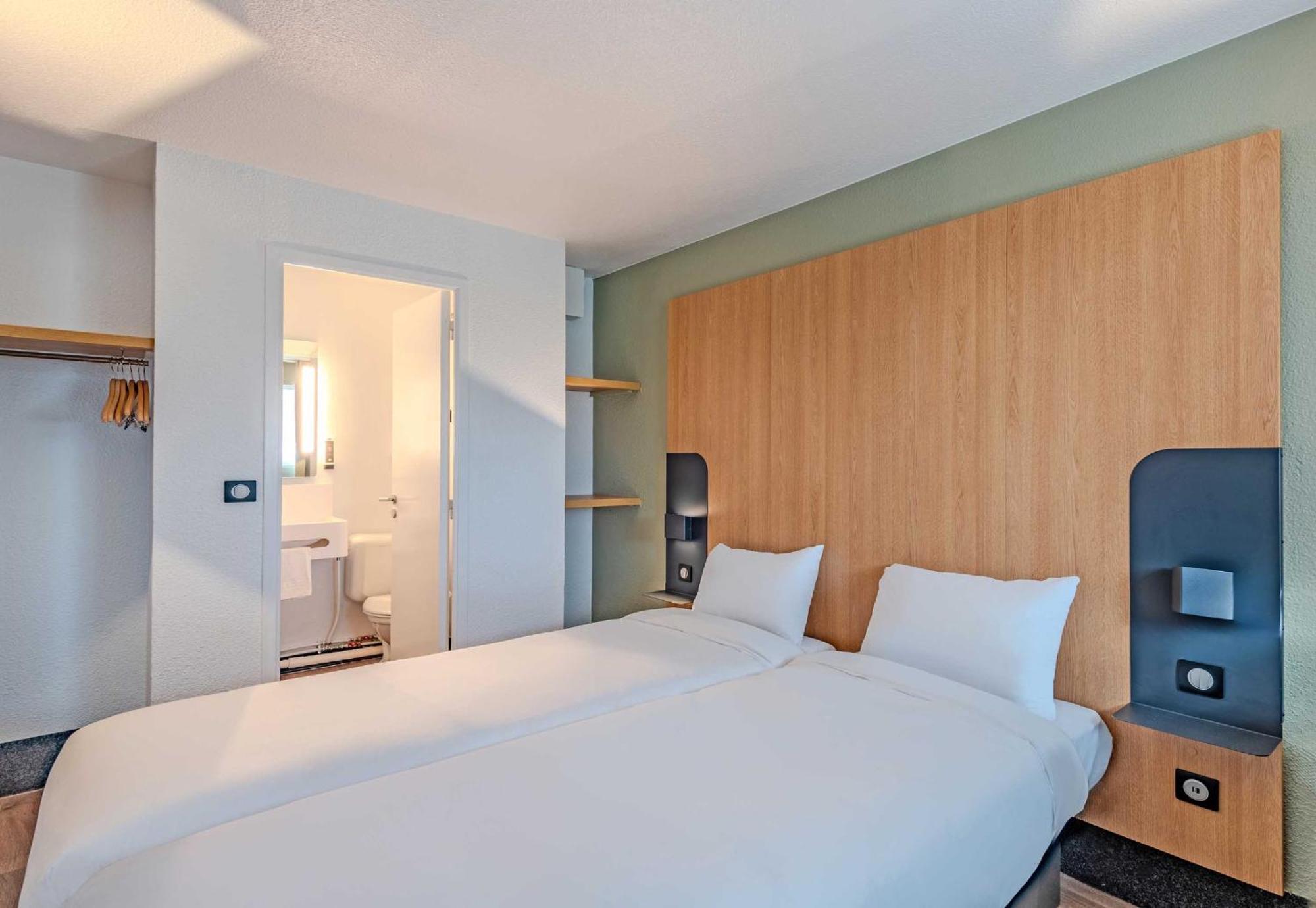 B&B Hotel Brest Kergaradec Aeroport Gouesnou Екстер'єр фото
