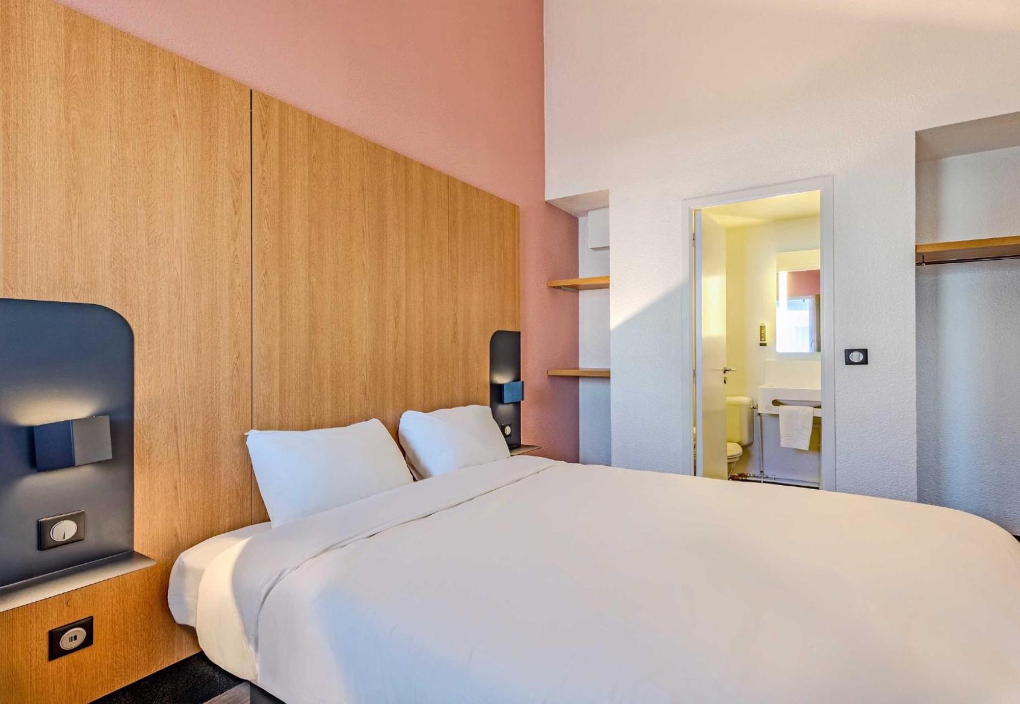 B&B Hotel Brest Kergaradec Aeroport Gouesnou Екстер'єр фото